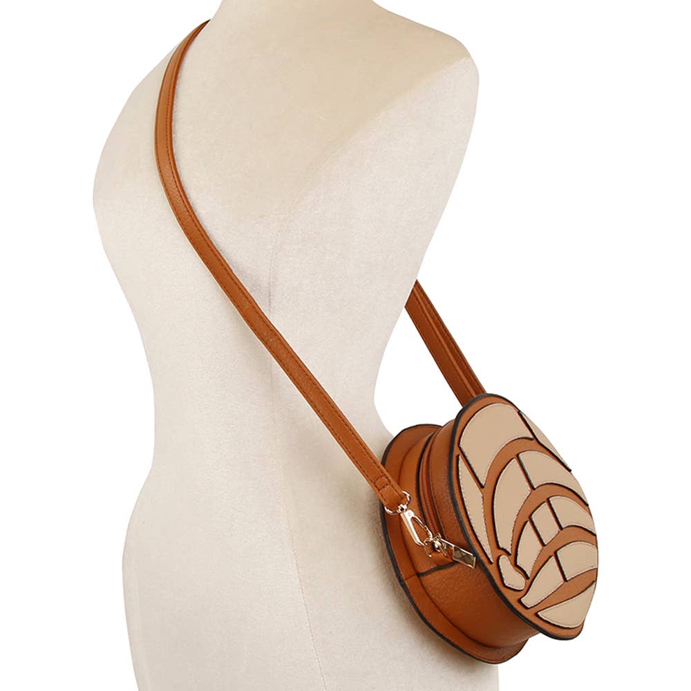 Sweet Concha Crossbody: Chocolate